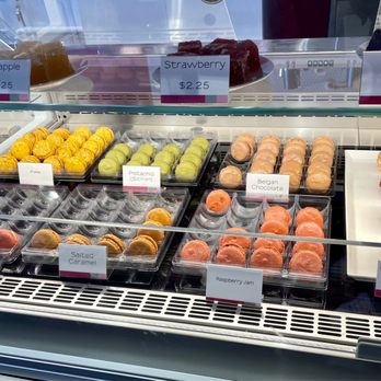 Le Macaron French Pastries - Macarons - Desserts Near Me - Carmel, Indiana