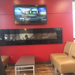 Wendy's - TV & Fire Place lounge area