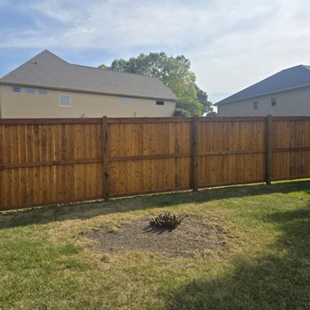 Agent Clean of Des Moines - Stained Fence - Pressure Washers Near Me - Des Moines, Iowa Agent Clean of Des Moines - Stained Fence - Pressure Washers Near Me - Des Moines, Iowa
