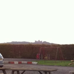 Dirty Duck - The view of Belvoir Castle from the outdoor seating area