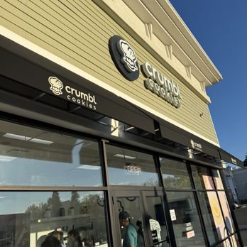 Crumbl - Latham - Bakeries Near Me - Latham, New York