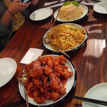 Cafe Wang - Orange Chicken, Chicken Chow Mien, and Pork Fried Rice - Dim Sum Near Me - La Verne, California