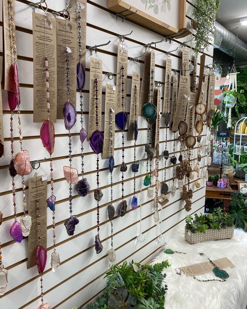 ALL ABOUT FLOWERS Updated September 2024 63 Photos 71 7th Avenue