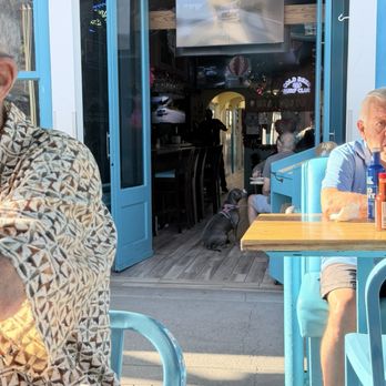 No Ka Oi - Outside looking  in - Hawaiian Near Me - Huntington Beach, California