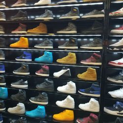 Shoe Palace