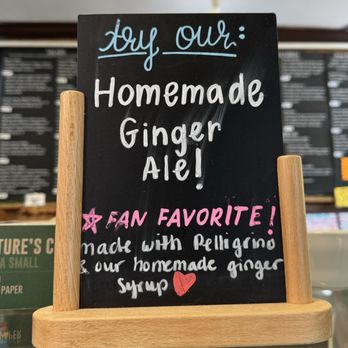 Claire's Corner Copia - House Ginger ALE - Vegetarian Near Me - New Haven, Connecticut
