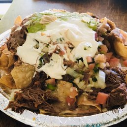 Large Nachos with Tender Shredded Beef