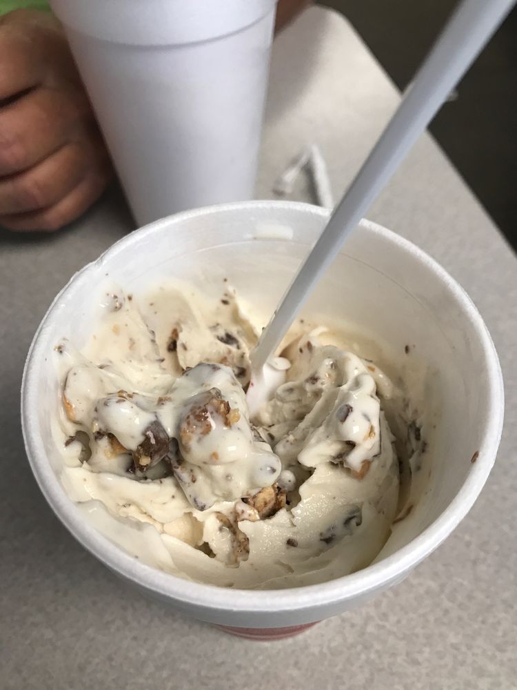 TASTY FREEZE Updated August 2024 14 Photos & 21 Reviews 712 E Rogers Blvd, Skiatook