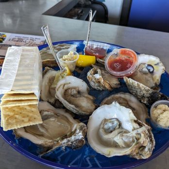 Old Man Frank's - The biggest and best oysters we've had in awhile. - Dive Bars Near Me - Winter Haven, Florida Old Man Frank's - The biggest and best oysters we've had in awhile. - Dive Bars Near Me - Winter Haven, Florida