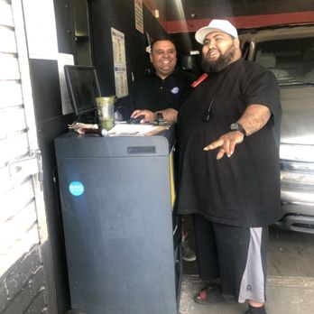 Smog R Us - The guy with the white hat is not licensed, he did the smog. Jesus (other guy) has a bad temper. - Smog Check Stations Near Me - Los Angeles, California Smog R Us - The guy with the white hat is not licensed, he did the smog. Jesus (other guy) has a bad temper. - Smog Check Stations Near Me - Los Angeles, California