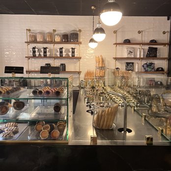 Bianco Nero - counter - Gelato Near Me - Englewood, New Jersey Bianco Nero - counter - Gelato Near Me - Englewood, New Jersey