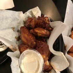 Frankie's Beachside - Wings