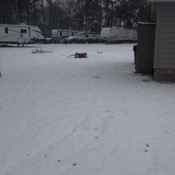 MAGNOLIA RV HAVEN - Snow covered park area