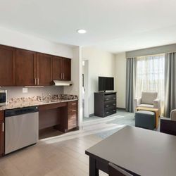 Homewood Suites by Hilton Frederick - Guest room amenity