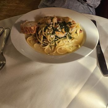 The Victor Cafe - Shrimp linguine if I remember correctly - Italian Near Me - Philadelphia, Pennsylvania The Victor Cafe - Shrimp linguine if I remember correctly - Italian Near Me - Philadelphia, Pennsylvania