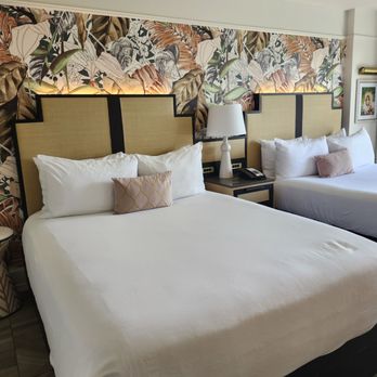 La Concha Key West - Bed - Hotels Near Me - Key West, Florida