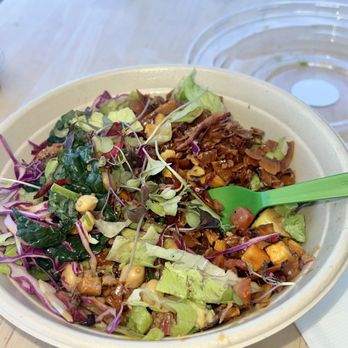 Vibe Organic Kitchen - california cobb bowl w/quinoa - Juice Bars & Smoothies Near Me - Costa Mesa, California