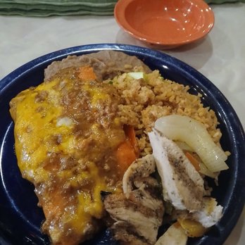 Mamacita's Restaurant - Cheese Enchiladas, chicken and beef fajitas, beans, rice, and Jesus Christ. - Mexican Near Me - San Antonio, Texas Mamacita's Restaurant - Cheese Enchiladas, chicken and beef fajitas, beans, rice, and Jesus Christ. - Mexican Near Me - San Antonio, Texas