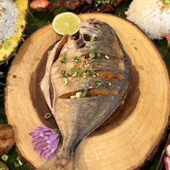 Kamayan Atl - Pritong Pompano - Filipino Near Me - Doraville, Georgia