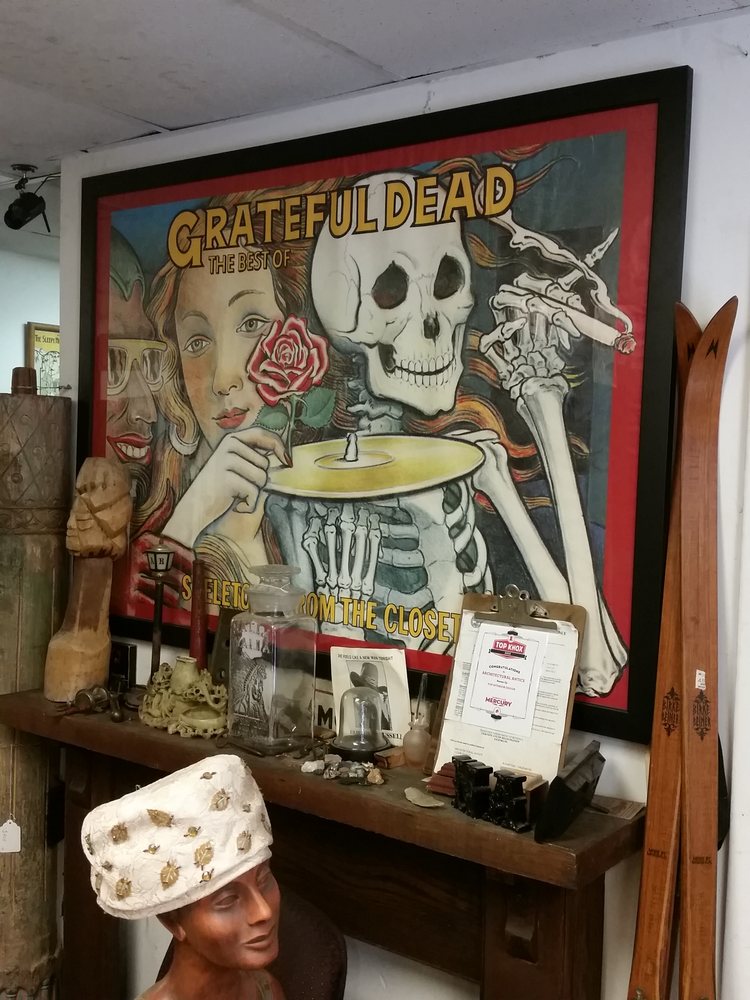 ARCHITECTURAL ANTICS Updated August 2024 21 Photos 820 N Broadway