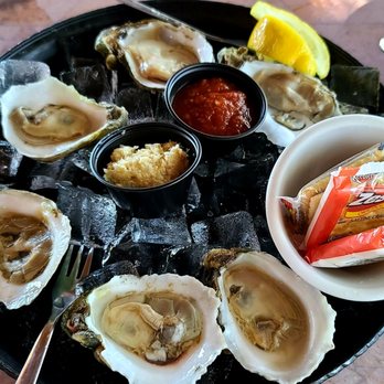 River Rocks Dining Dockside - Raw oysters - Seafood Near Me - Rockledge, Florida River Rocks Dining Dockside - Raw oysters - Seafood Near Me - Rockledge, Florida