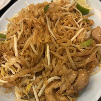 Ruen Pair - Pad Thai - Thai Near Me - Los Angeles, California