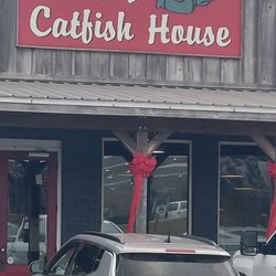 David's Catfish House - Looking forward to a great seafood lunch!!!