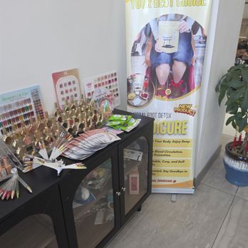 Best Friends Nails Spa - Inside - Nail Salons Near Me - Corona, California
