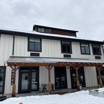 First Lift Coffee - Exterior from the courtyard - Coffee & Tea Near Me - Huntsville, Utah First Lift Coffee - Exterior from the courtyard - Coffee & Tea Near Me - Huntsville, Utah