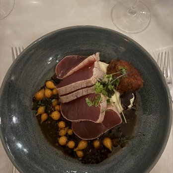 Hank's Seafood Restaurant - Rare Seared Tuna - Seafood Near Me - Charleston, South Carolina Hank's Seafood Restaurant - Rare Seared Tuna - Seafood Near Me - Charleston, South Carolina