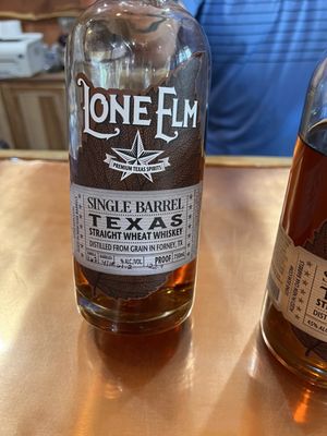 Five Points Distilling / Lone Elm Whiskey by null