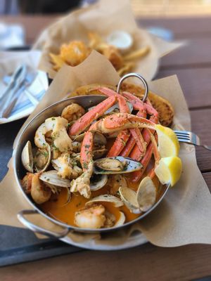 Eric Ericsson’s Fish Co by null