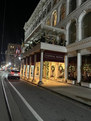 Capital Hotel by null