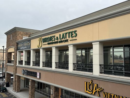 Birdies & Lattes by null