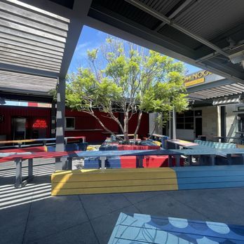 Shootz - Seating Area, Exterior - Hawaiian Near Me - Long Beach, California Shootz - Seating Area, Exterior - Hawaiian Near Me - Long Beach, California