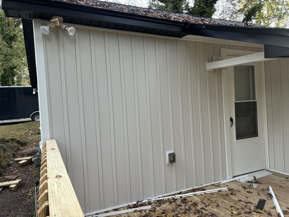 Slide of Upstate Hardy Construction Homes