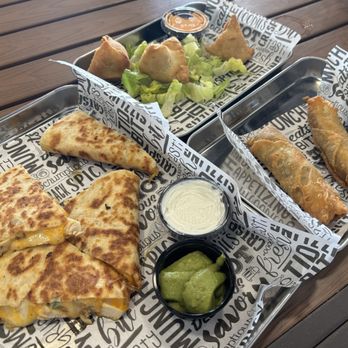 White’s Ferry Brewery - Samosa's, chicken quesadilla and Philly cheesesteak eggrolls - Breweries Near Me - Leesburg, Virginia White’s Ferry Brewery - Samosa's, chicken quesadilla and Philly cheesesteak eggrolls - Breweries Near Me - Leesburg, Virginia
