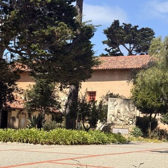 Carmel Mission Basilica - Churches Near Me - Carmel, California