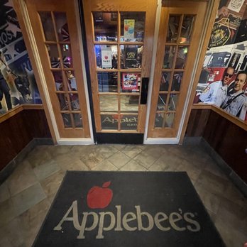 Applebee's Grill + Bar - American Near Me - Miller Place, New York