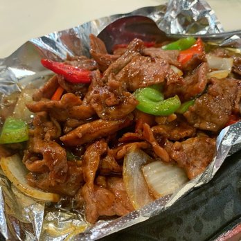 Tian Fu - Black Pepper Beef on Sizzling Platter - Chinese Near Me - Seattle, Washington