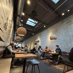 Commonwealth Cafe - Seating