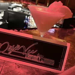 Deja vu Martini Lounge - Mandarin Whip Martini