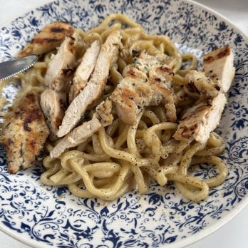 Mia's Italian Kitchen - BUCATINI CACIO E PEPE V - Pizza Near Me - Alexandria, Virginia Mia's Italian Kitchen - BUCATINI CACIO E PEPE V - Pizza Near Me - Alexandria, Virginia