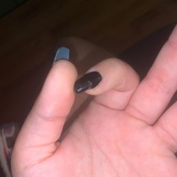 more chipping (looks so bad :( ) more chipping (looks so bad :( )