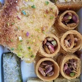 Toprak Edlib Bäckerei - Our hand picked box, 10 euros - Bakeries Near Me - Berlin, BE Toprak Edlib Bäckerei - Our hand picked box, 10 euros - Bakeries Near Me - Berlin, BE