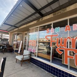San Antonio Furniture Finders