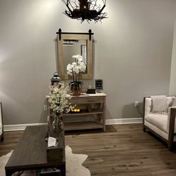 The Luxurious Massage and Spa - The waiting room