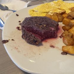 Perkins Restaurant & Bakery - Like this if you think it's medium rare Wow this if you think it's blue