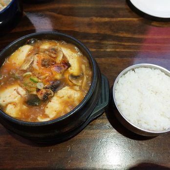 HAMA Korean Cuisine - Seafood Tofu with Clam, Mussel, Shrimp - Korean Near Me - Ridgewood, New Jersey HAMA Korean Cuisine - Seafood Tofu with Clam, Mussel, Shrimp - Korean Near Me - Ridgewood, New Jersey