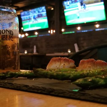 Richmond Republic - Pan Seared Scallops w a roasted Cauliflower Puree & grilled asparagus. - American Near Me - Staten Island, New York Richmond Republic - Pan Seared Scallops w a roasted Cauliflower Puree & grilled asparagus. - American Near Me - Staten Island, New York